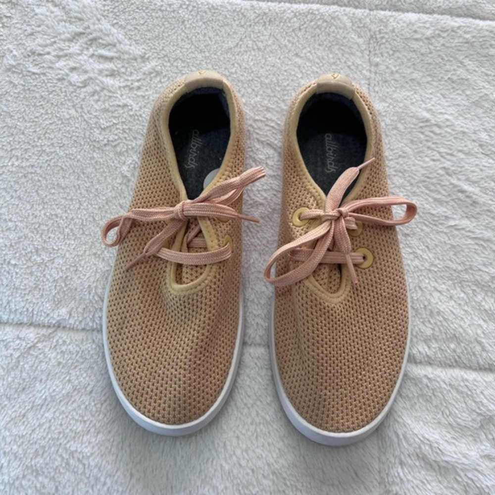 Allbirds Casual Tan Lace-Up Sneakers size 8